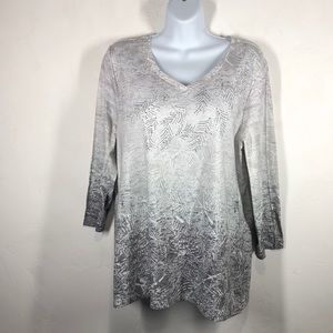 Zenergy by Chico’s gray tee size Chico’s 2/Large